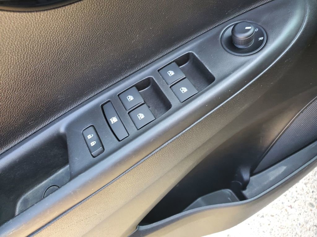 Used 2019 Chevrolet Spark LT image 16