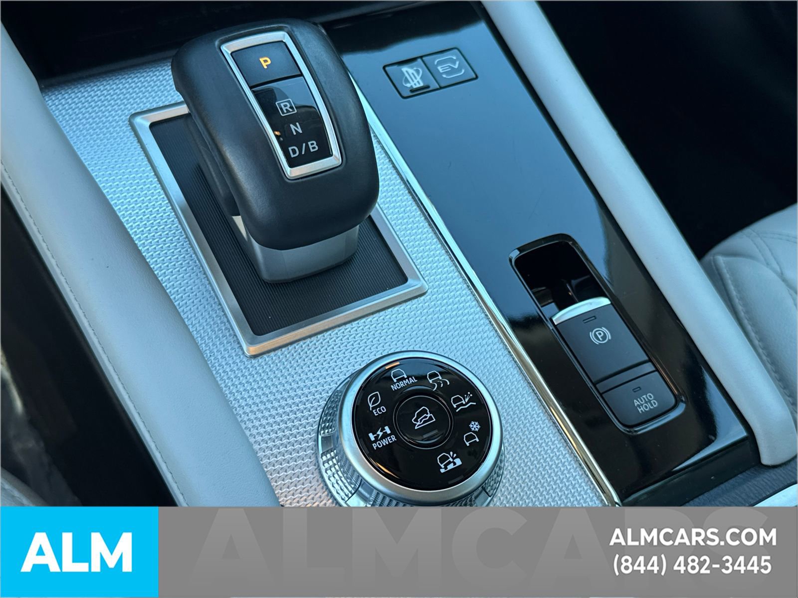 Used 2023 Mitsubishi Outlander SEL image 38