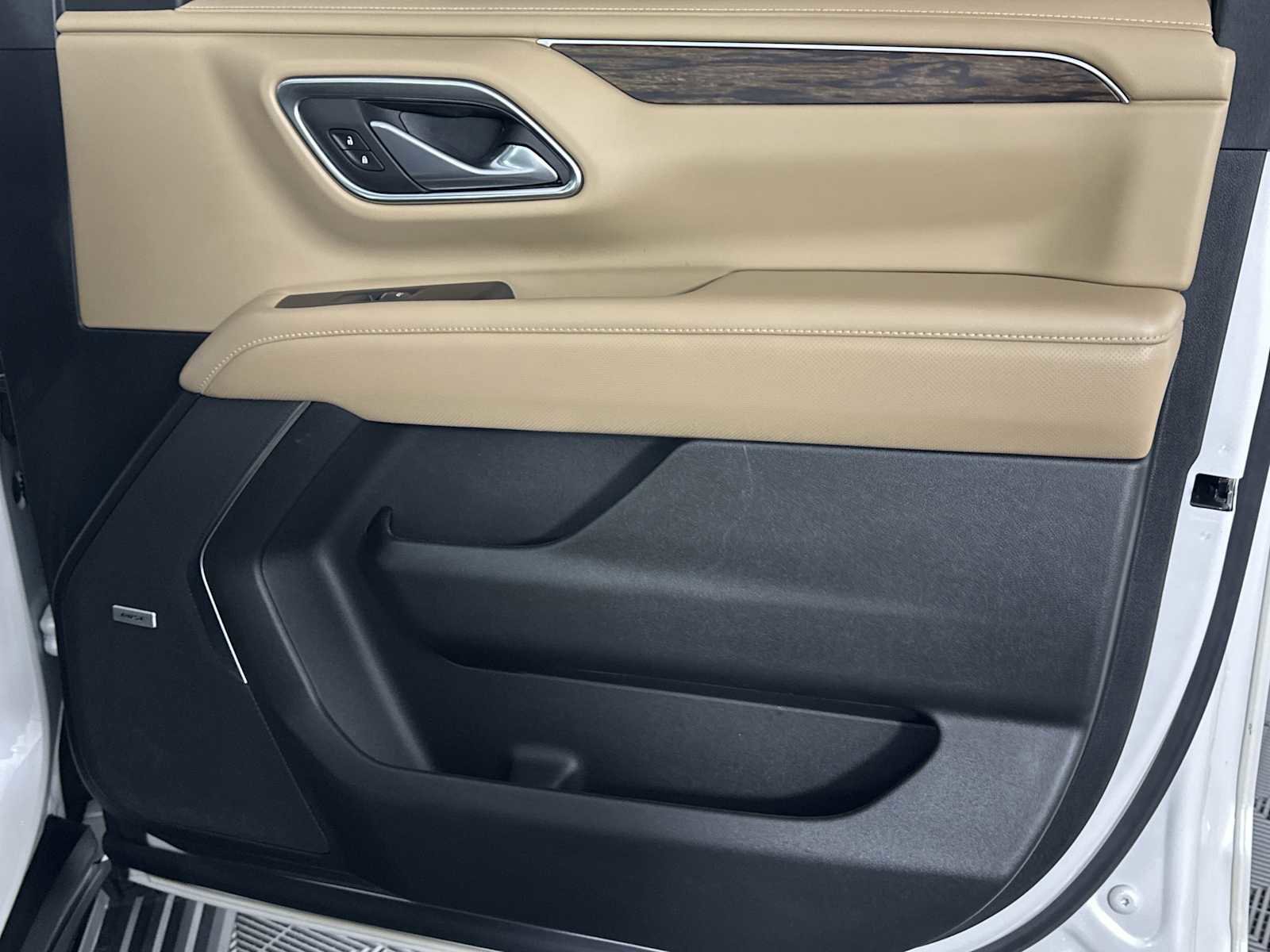 Used 2023 Chevrolet Tahoe Premier image 16