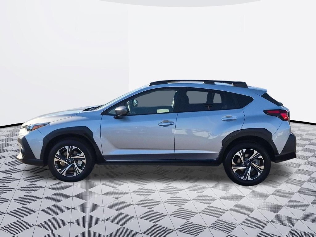 Used 2025 Subaru Crosstrek 2.5i Premium AWD/4WD image 3