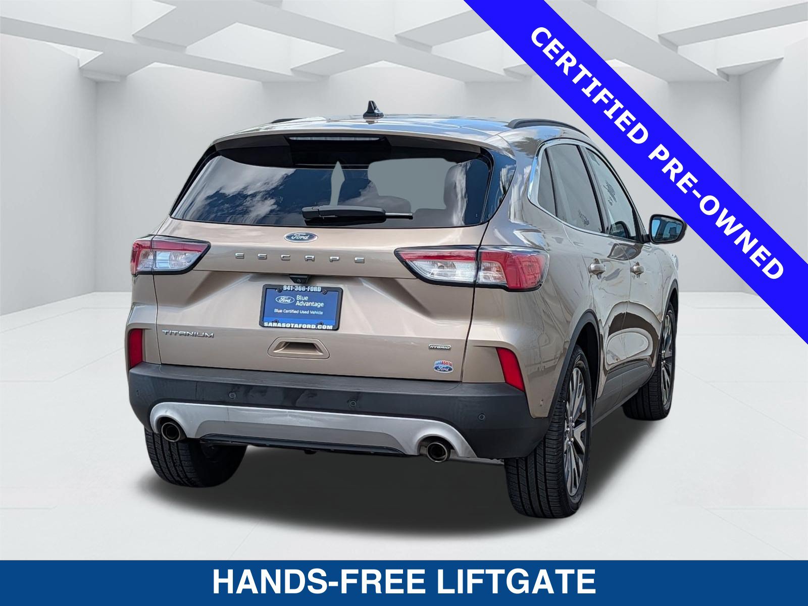 Certified 2020 Ford Escape Titanium FWD image 5