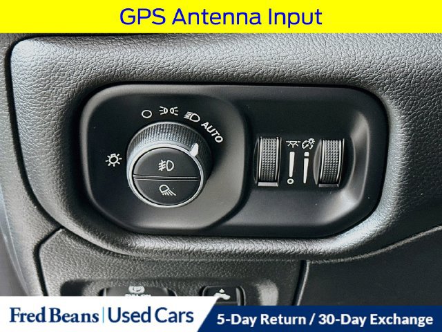 Used 2023 RAM 1500 Laramie AWD/4WD image 13