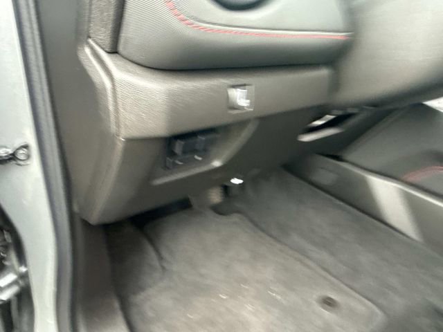 Used 2024 Chevrolet Colorado Z71 image 22