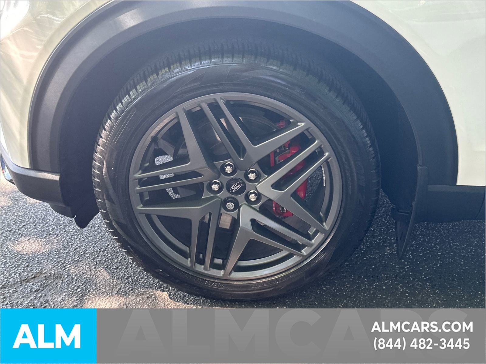 Certified 2025 Ford Explorer ST image 32