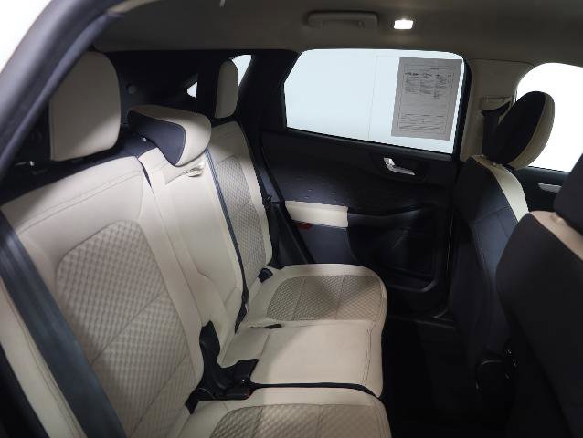 Certified 2020 Ford Escape SE image 11