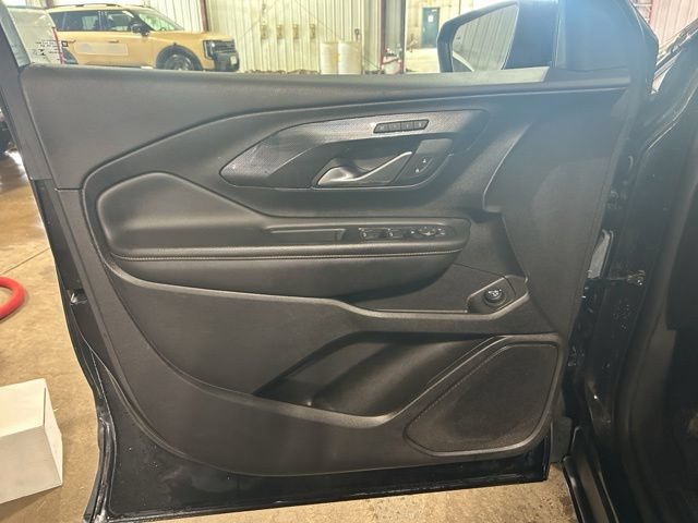 Used 2024 GMC Terrain AT4 AWD/4WD image 23