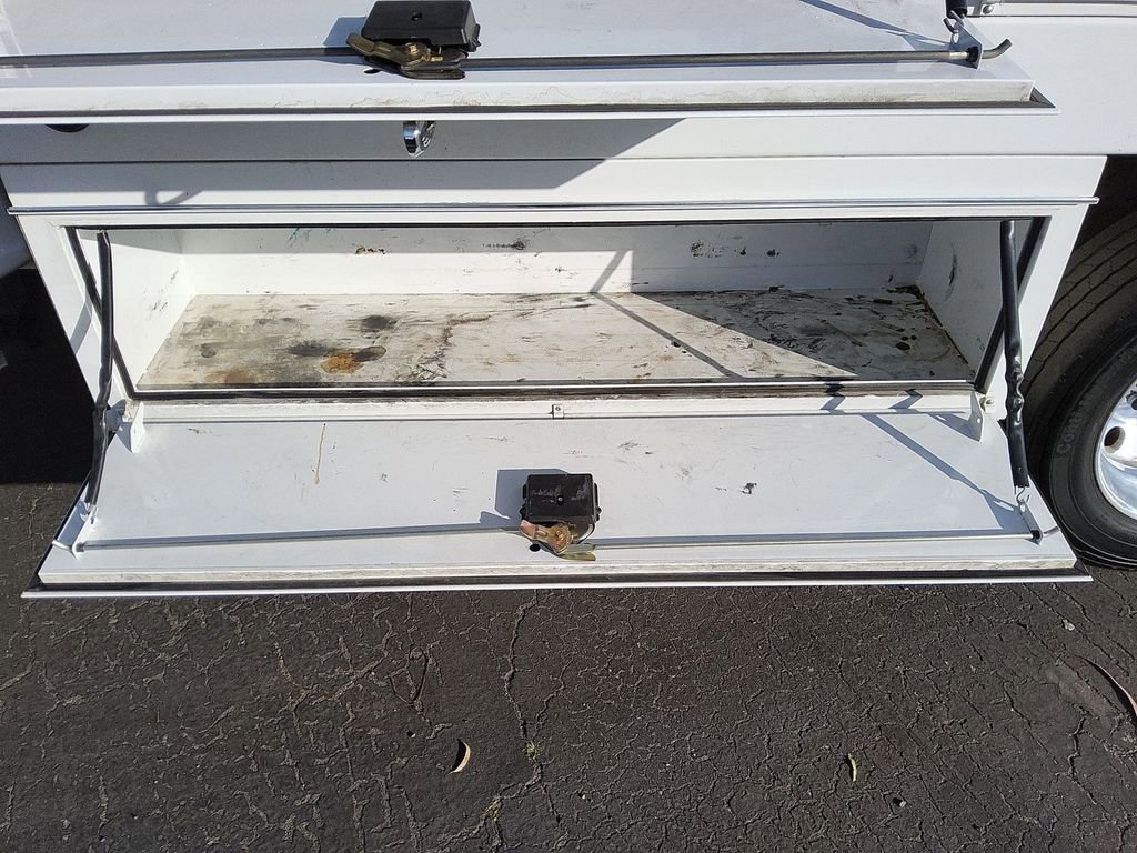 Certified 2023 Ford F550 XL image 25