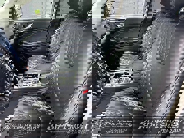 Certified 2024 Ford Edge Titanium image 40