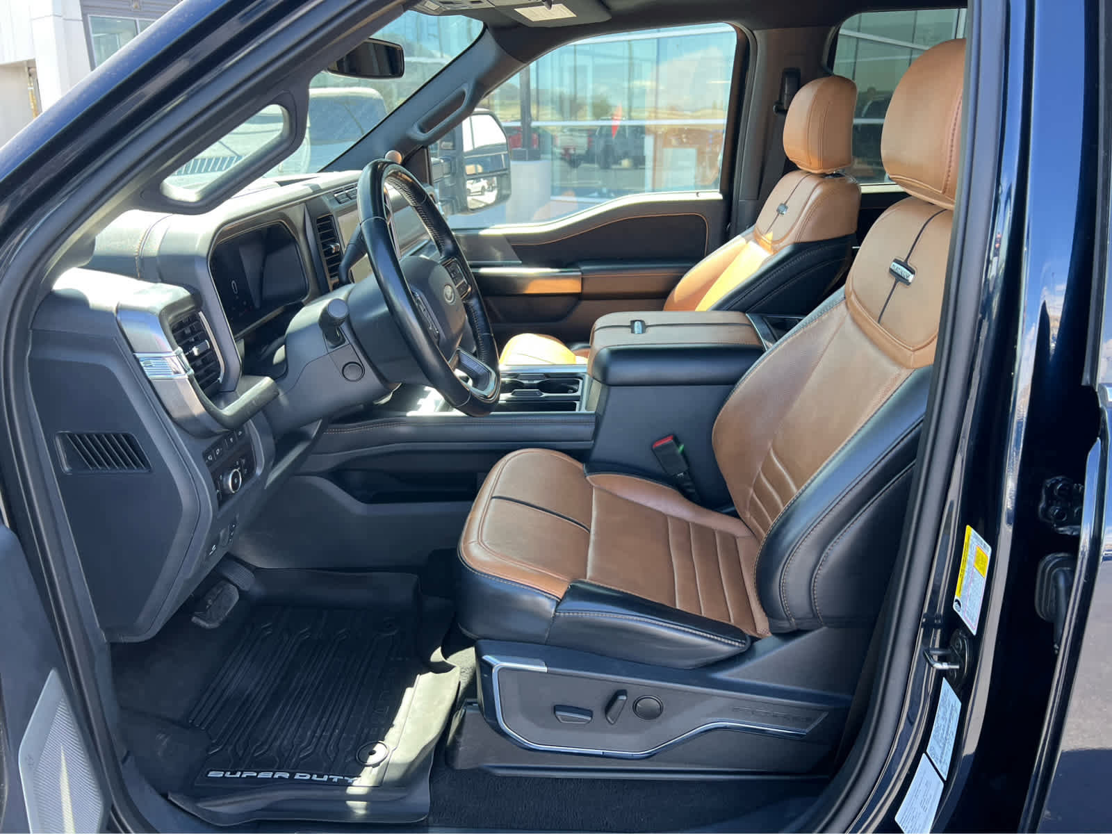 Certified 2023 Ford F350 Platinum AWD/4WD image 29