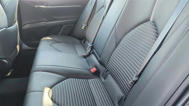 Used 2024 Toyota Camry SE image 26