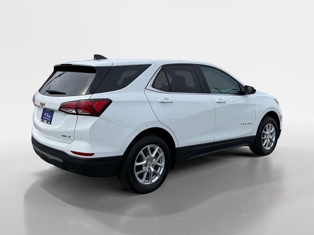 Used 2023 Chevrolet Equinox LT image 4