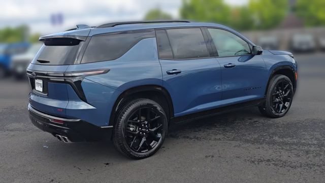 Used 2024 Chevrolet Traverse RS AWD/4WD image 9