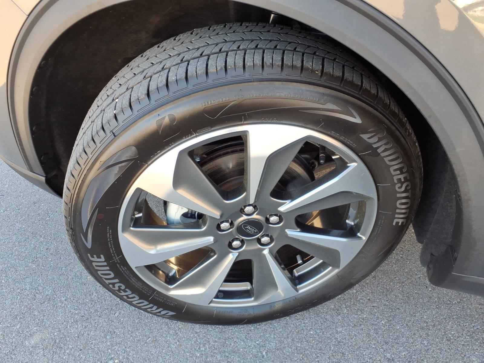 Certified 2023 Ford Escape Platinum image 9