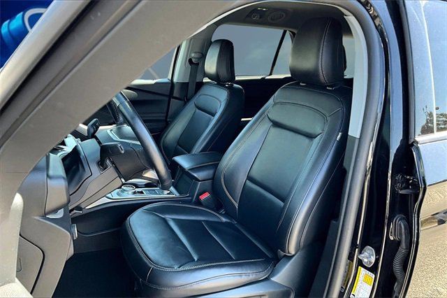 Certified 2023 Ford Explorer XLT w/ Equipment Group 202A image 23