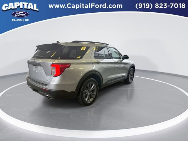Certified 2022 Ford Explorer XLT w/ Equipment Group 202A image 6
