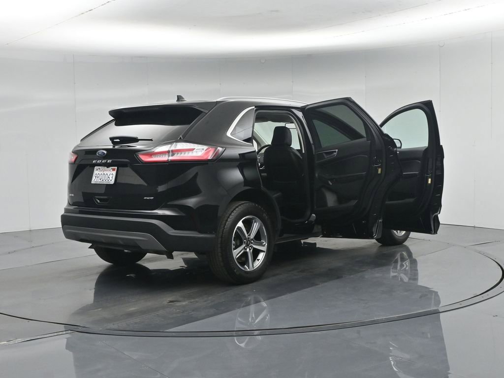 Certified 2024 Ford Edge SEL w/ Convenience Package AWD/4WD image 32