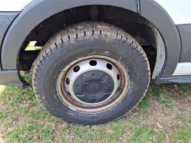 Certified 2018 Ford Transit 250 130 Low Roof image 4