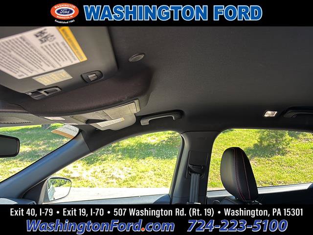 Certified 2024 Ford Escape ST-Line Elite w/ Premium Technology Package AWD/4WD image 15