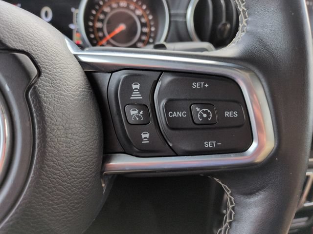 Used 2019 Jeep Wrangler Unlimited Sahara AWD/4WD image 36