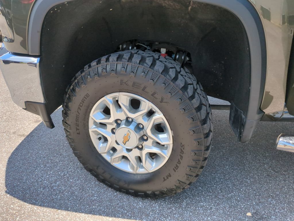 Used 2023 Chevrolet Silverado 2500 LT AWD/4WD image 35