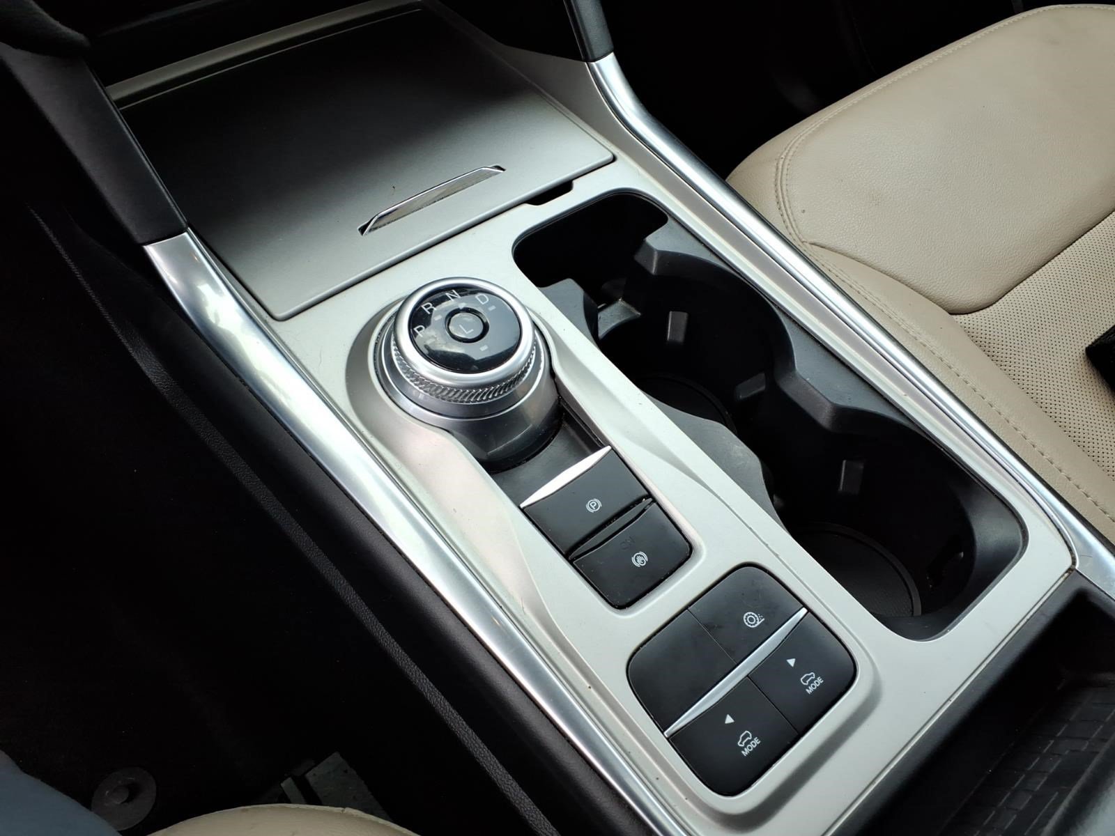 Certified 2023 Ford Explorer Limited w/ Limited Technology Package RWD image 25