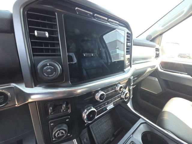 Certified 2022 Ford F150 Lariat w/ Max Trailer Tow Package AWD/4WD image 16