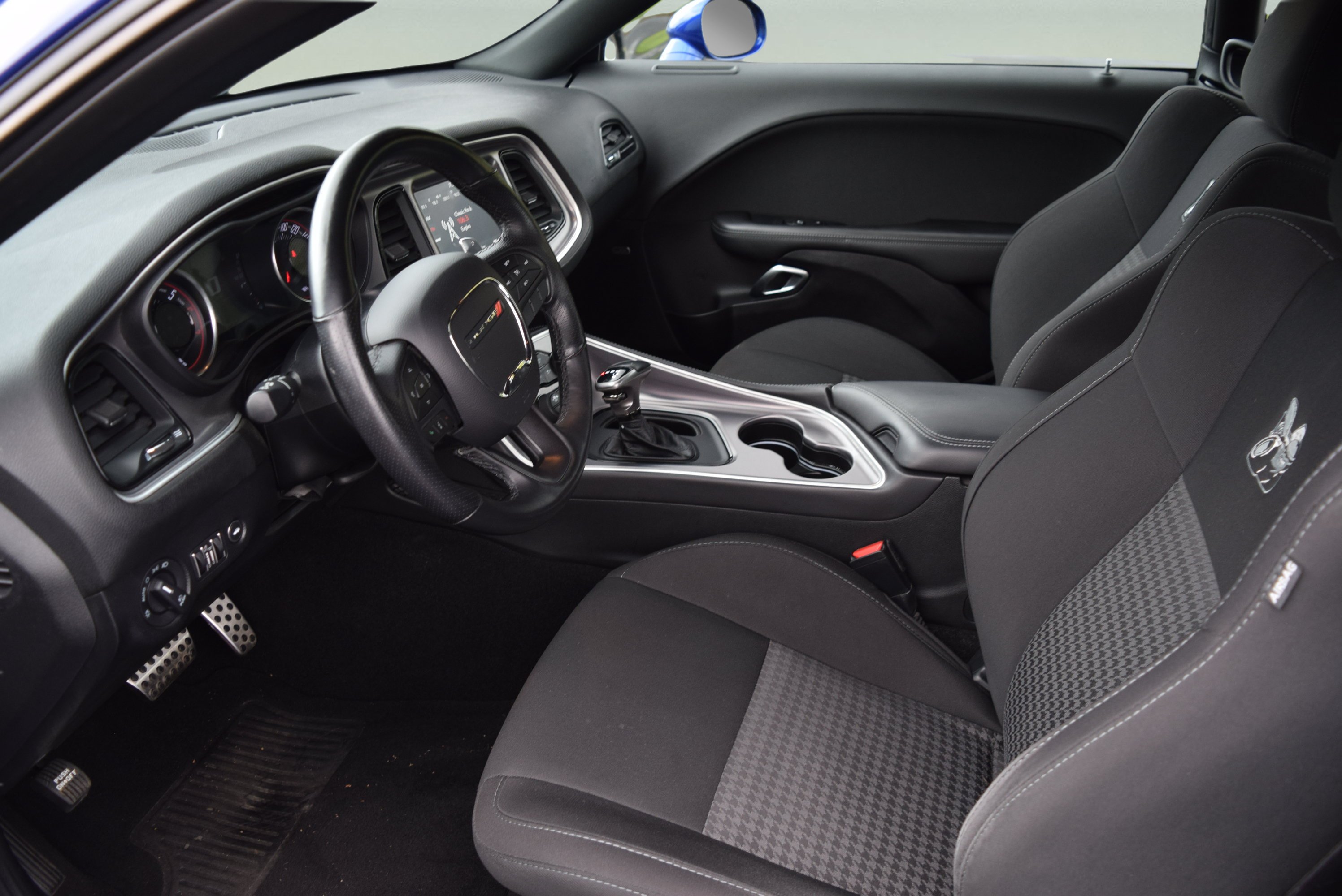 Used 2019 Dodge Challenger R/T Scat Pack RWD image 9