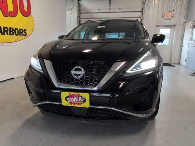 Used 2024 Nissan Murano SV image 2