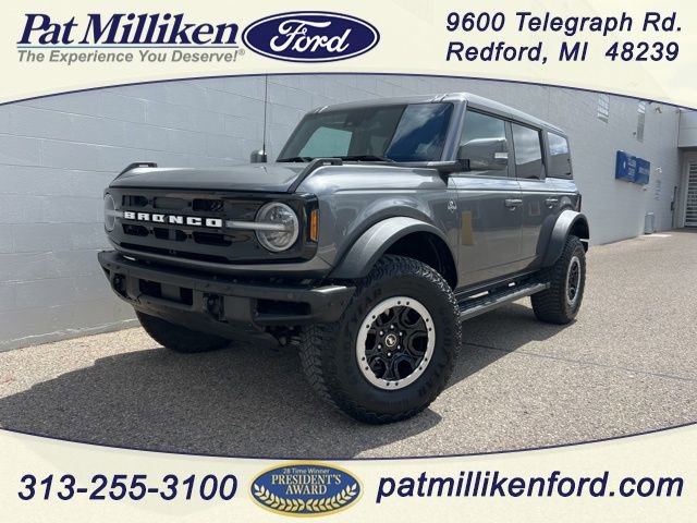 Certified 2022 Ford Bronco Outer Banks w/ Sasquatch Package AWD/4WD image 1