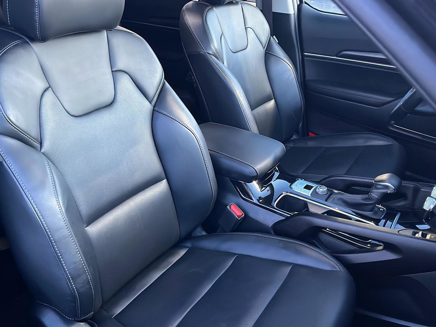 Used 2025 Kia Telluride S FWD image 15