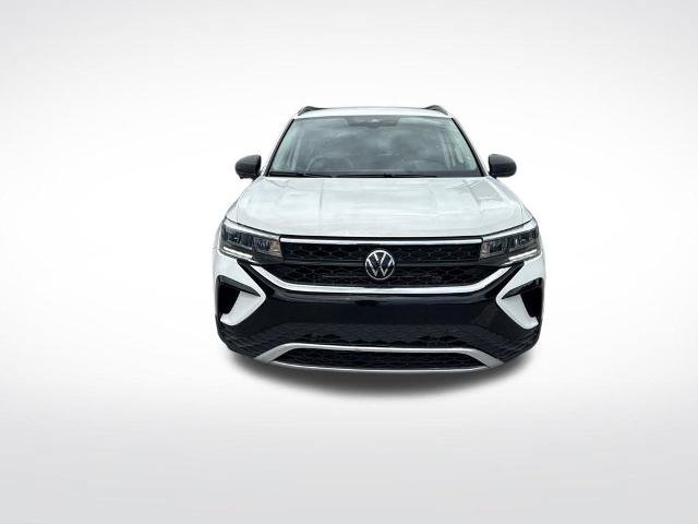 Used 2024 Volkswagen Taos S FWD image 3