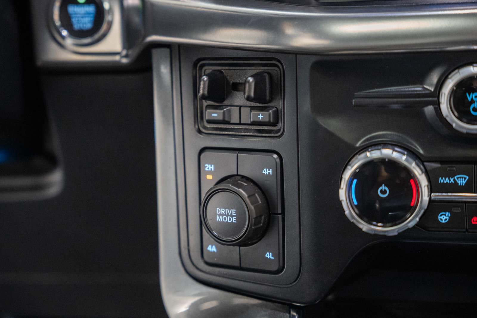 Certified 2023 Ford F150 Lariat w/ Equipment Group 502A High image 34