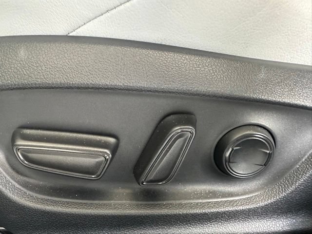 Used 2023 Toyota Corolla XSE FWD image 24