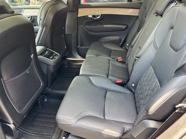 Used 2025 Volvo XC90 B5 Plus AWD/4WD image 19