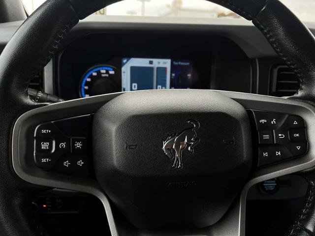 Certified 2023 Ford Bronco Black Diamond image 25