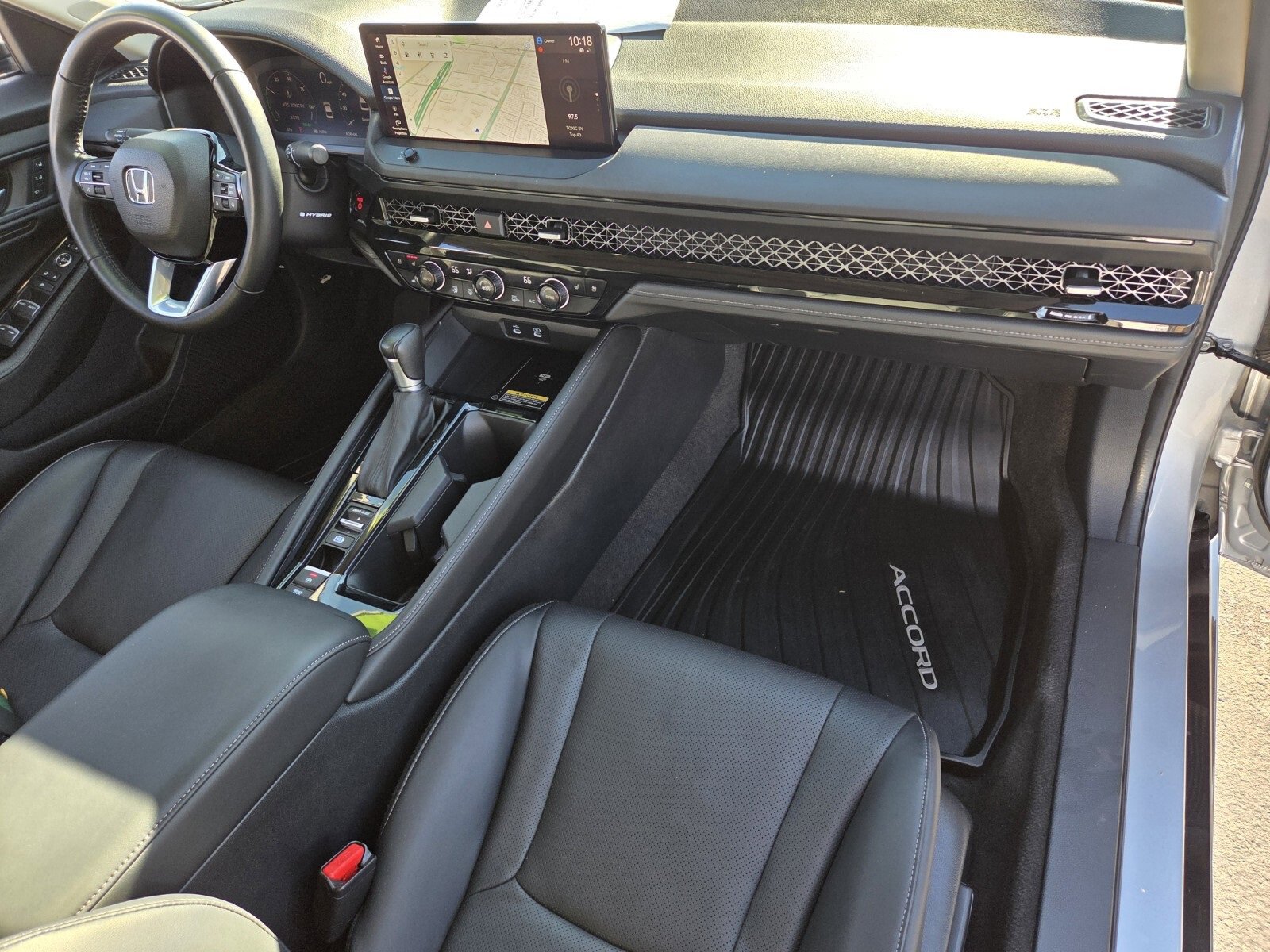 Used 2023 Honda Accord Touring image 17