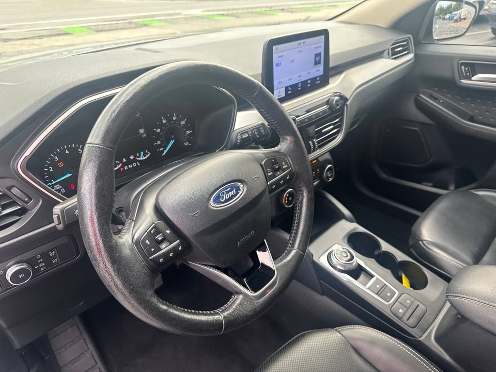 Certified 2020 Ford Escape SEL FWD image 16