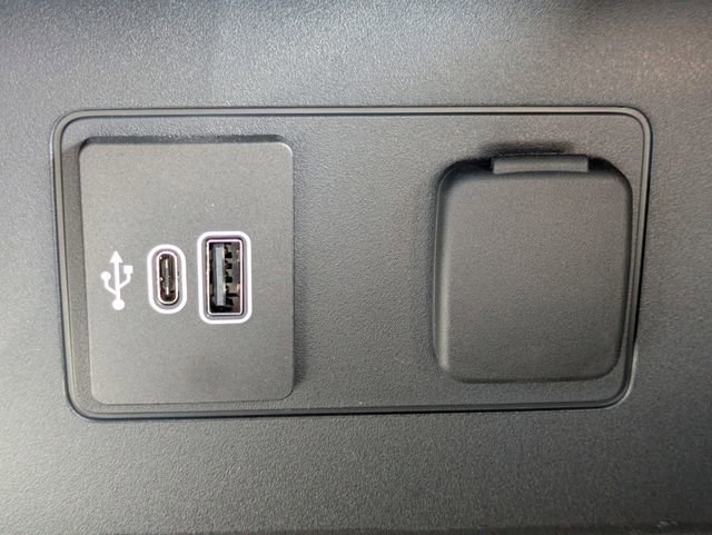 Certified 2026 Ford Explorer ST-Line w/ ST-Line Street Pack image 20