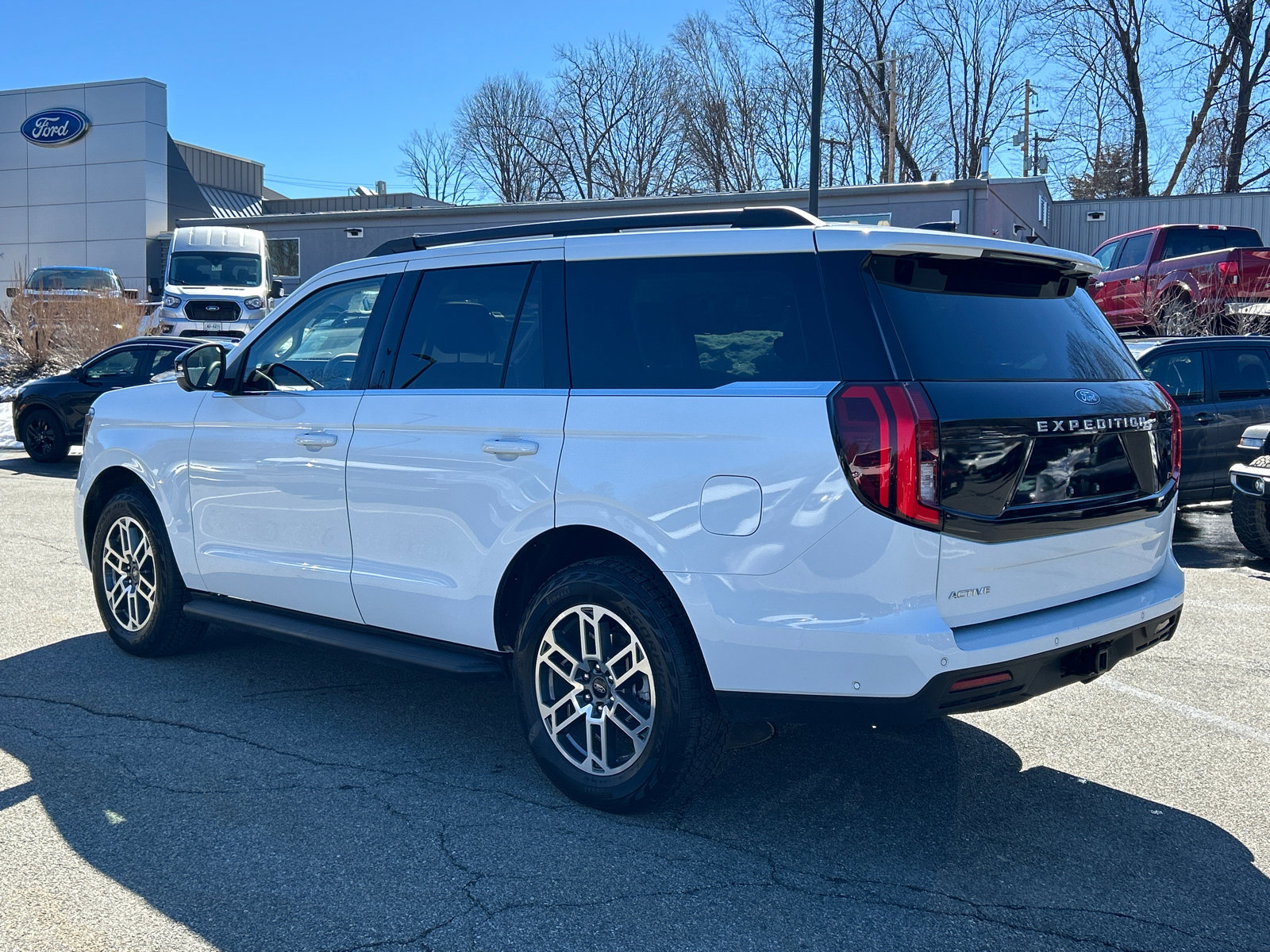 Certified 2025 Ford Expedition Active AWD/4WD image 2