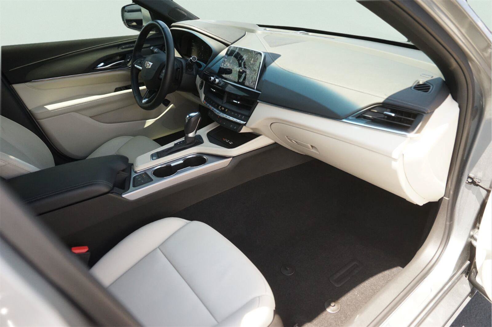 Used 2025 Cadillac CT4 Premium Luxury w/ Technology Package RWD image 17