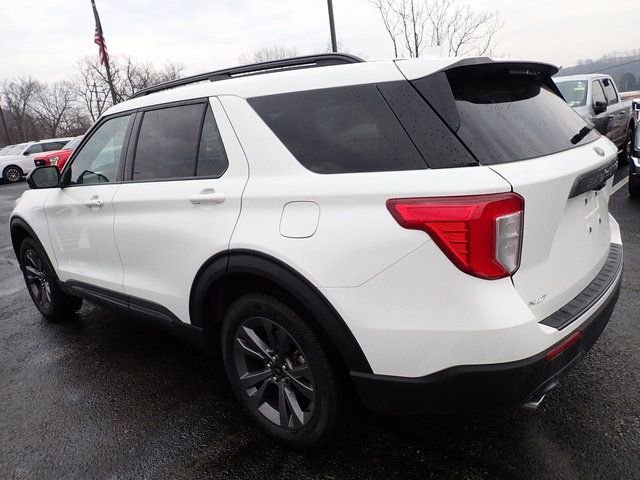 Certified 2023 Ford Explorer XLT w/ Equipment Group 202A AWD/4WD image 6