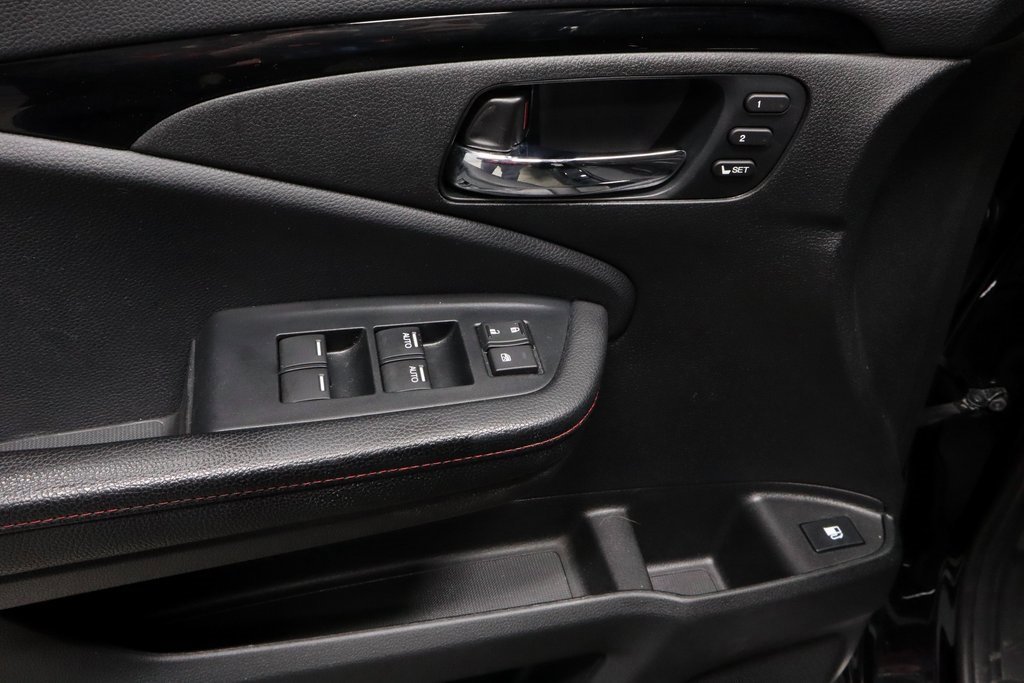 Used 2022 Honda Ridgeline Black Edition image 23