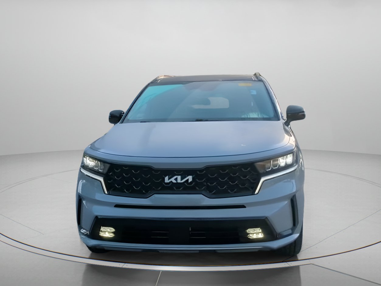 Used 2022 Kia Sorento EX w/ Panoramic Sunroof Package FWD image 8