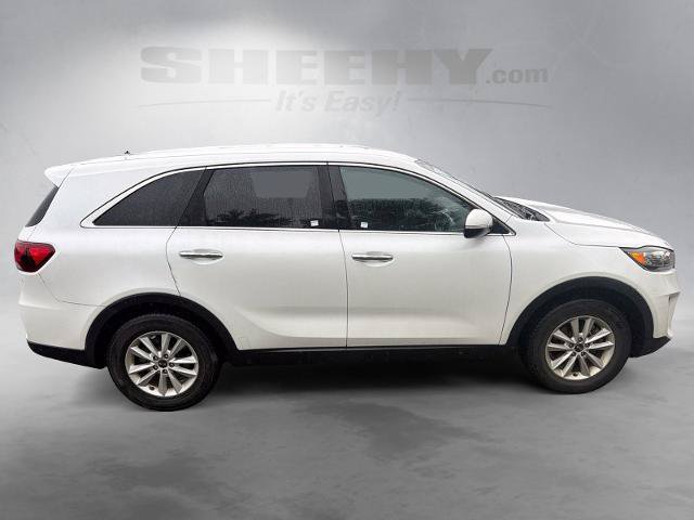 Used 2019 Kia Sorento FWD image 9