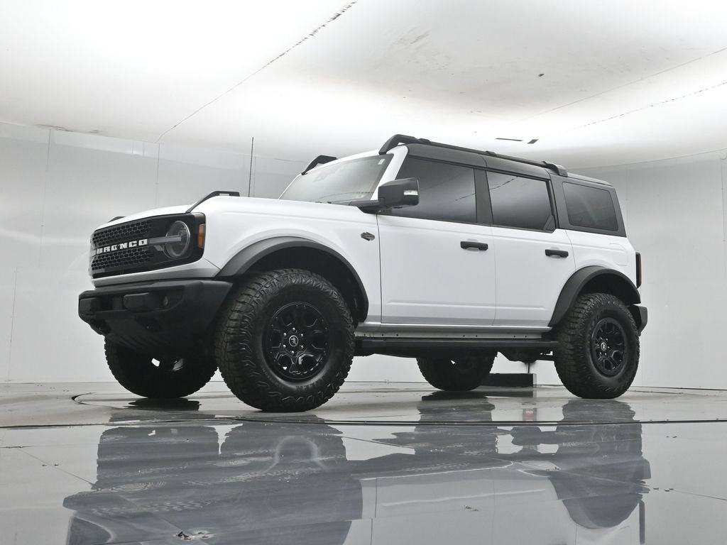 Certified 2022 Ford Bronco Wildtrak AWD/4WD image 47