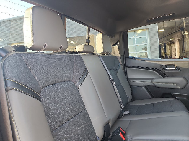 Used 2024 Chevrolet Colorado ZR2 AWD/4WD image 29