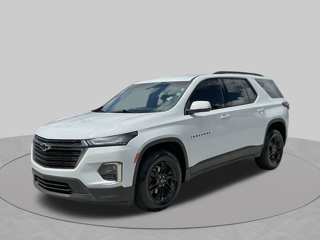 Used 2023 Chevrolet Traverse LT FWD image 1