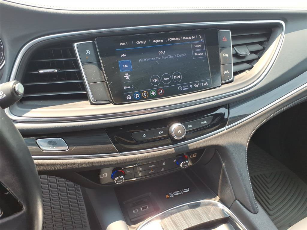 Used 2023 Buick Enclave Essence w/ Sport Touring Edition FWD image 16