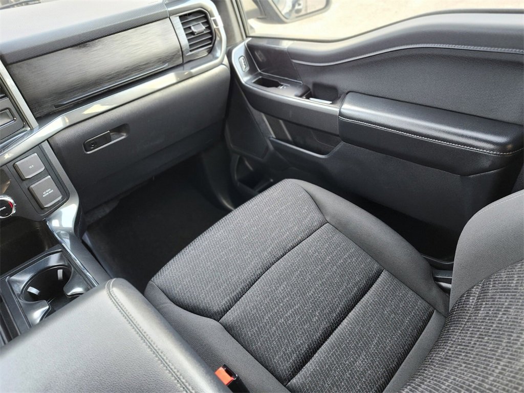 Certified 2022 Ford F150 XLT w/ Equipment Group 302A High image 15