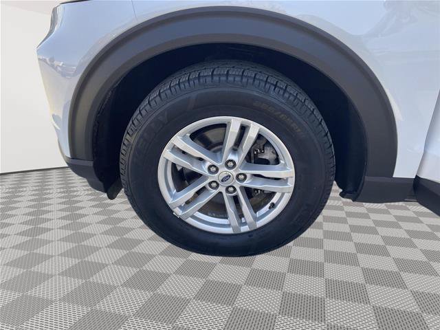 Certified 2020 Ford Explorer XLT w/ Comfort Package AWD/4WD image 10